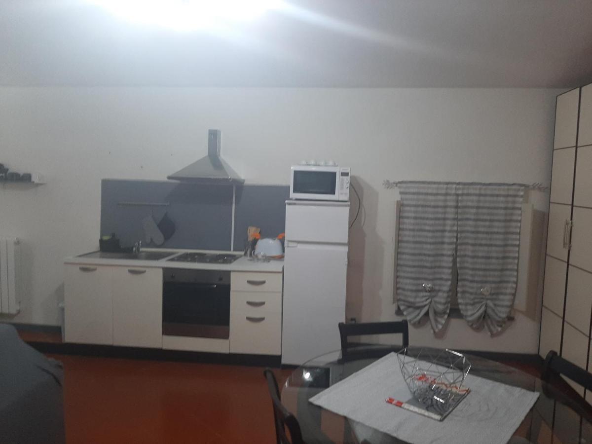 B&B Principe Calaf 3 Lucca Bagian luar foto