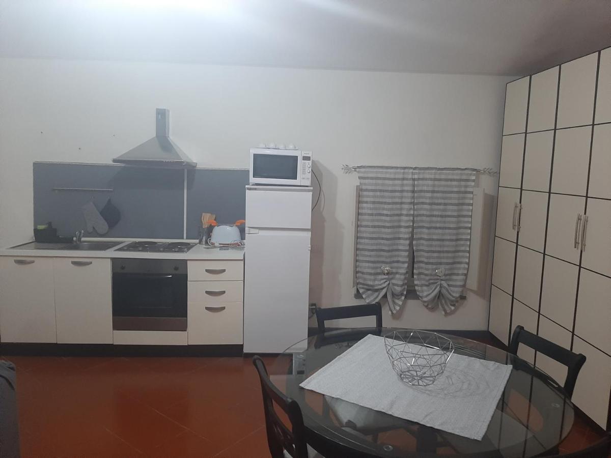 B&B Principe Calaf 3 Lucca Bagian luar foto