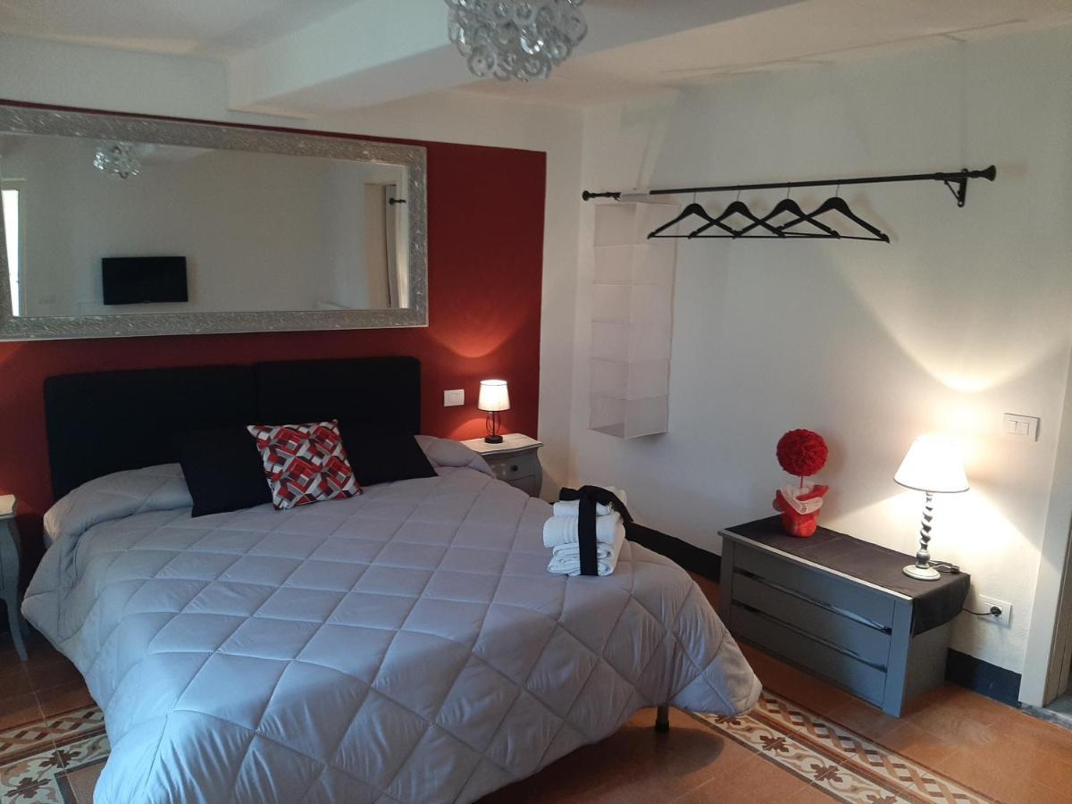 B&B Principe Calaf 3 Lucca Bagian luar foto